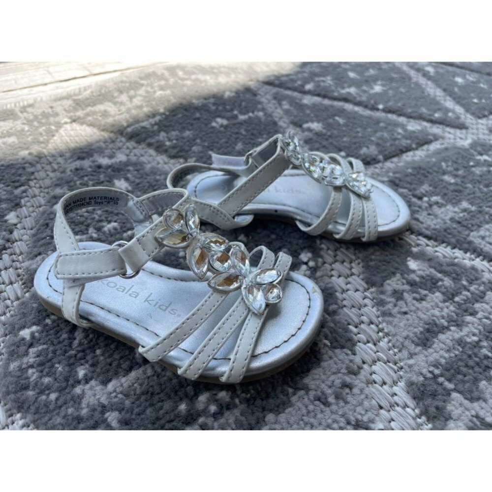 Girls Sandals - Picture 3 of 4